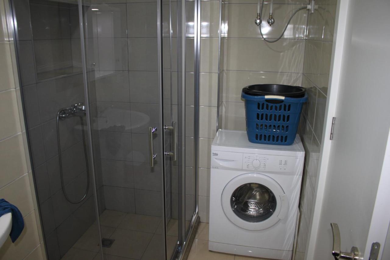 Everest Apartments Shengjin Luaran gambar