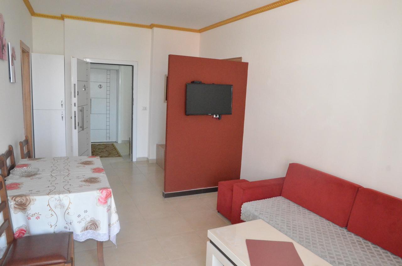 Everest Apartments Shengjin Luaran gambar