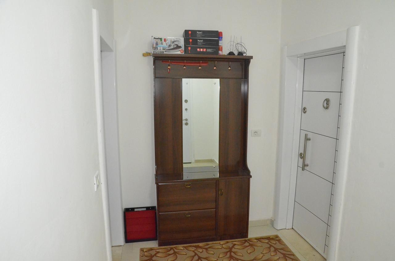 Everest Apartments Shengjin Luaran gambar
